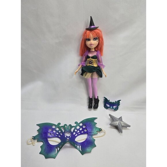 Bratz Doll Masquerade Finora Red Head With Outfit And Accessories - Picture 1 of 16